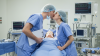 Medico lascia sala operatoria per fare sesso con l’infermiera