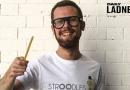 Ragazzo crea cannucce di pasta per combattere l'inquinamento!
