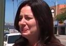 Barbone lancia secchio di diarrea sul viso di una donna a caso!