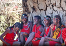 Donna inglese lascia la sua famiglia per un Masai
