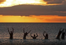 Oristano, polemiche per i nudisti in spiaggia