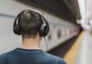 Irlanda, stop a musica in treno senza cuffie
