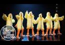  Il ritorno dei Backstreet Boys, ma questa volta vestiti da polli