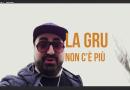 Squalo e la rimozione della gru che fa la pupù