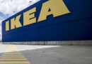 Chiamano la figlia Ikea e ricevono un divano