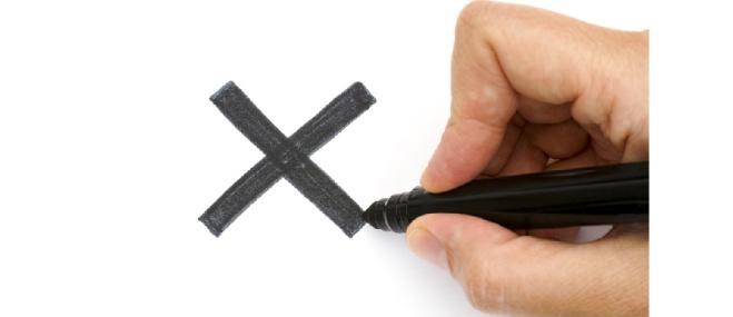 Come disegnate una X? Il quesito diventa virale su Twitter