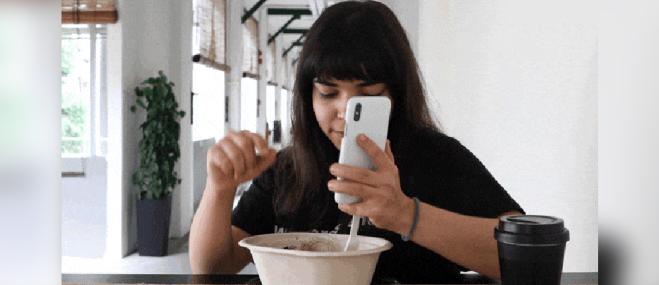 Trasforma il tuo smartphone in un cucchiaio e in una forchetta!