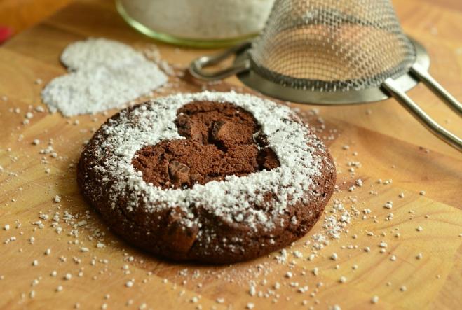 Uomo di 74 anni arrestato per aver servito in chiesa biscotti alla cannabis.