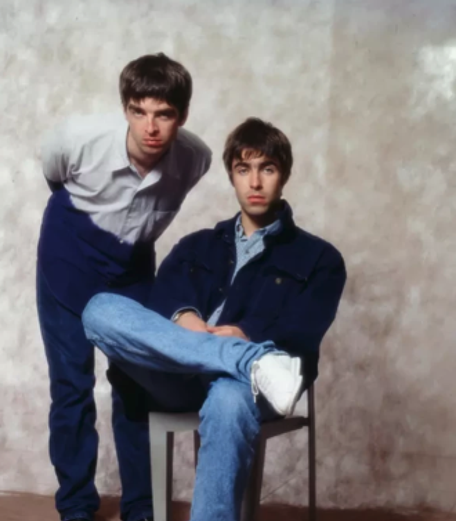 Fan degli Oasis nascondono droga per il concerto di luglio 2025