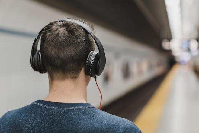 Irlanda, stop a musica in treno senza cuffie
