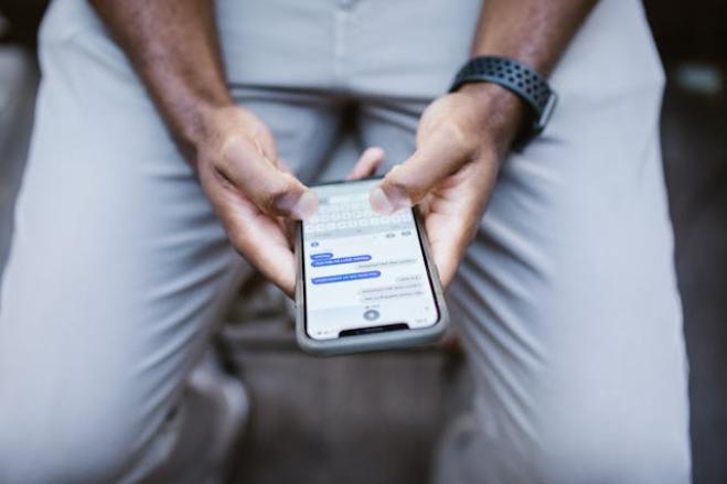 Chat GPT apre ai contenuti erotici