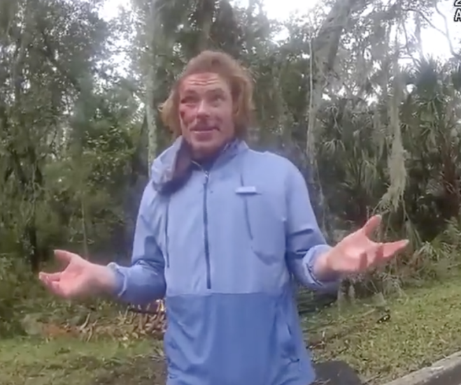 Si schianta con l&rsquo;auto rubata: &ldquo;sono stato teletrasportato dagli X-Men&rdquo;