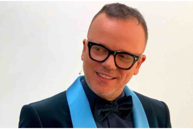 Finisce con l'amante in una clip di Gigi D'Alessio 