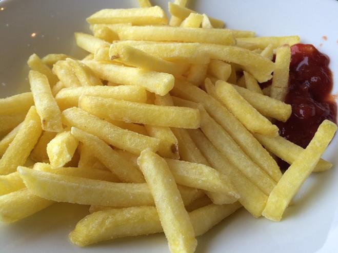 Non infilatevi le patatine congelate nel retto!