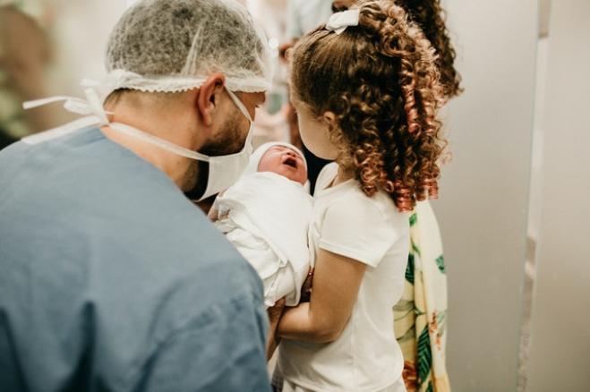 Chi fa figli vada in pensione prima!